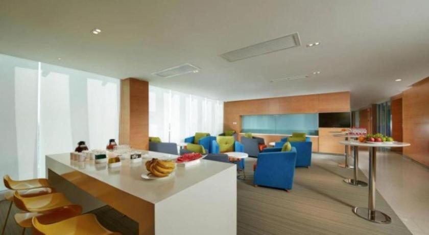 Holiday Inn Express Handan East By Ihg Exterior foto